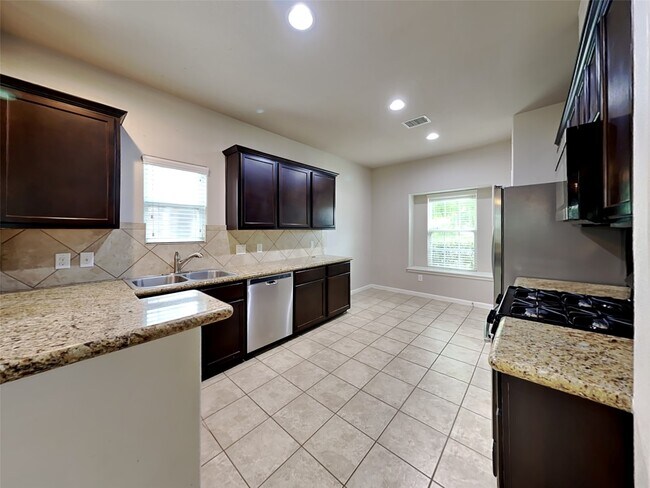 Photo - 18468 Sunrise Maple Dr