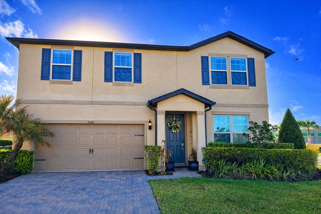 Building Photo - INCREDIBLE DEAL: 5-BR Corner Lot Home in Crown Pointe Cove – Spacious & Bright!