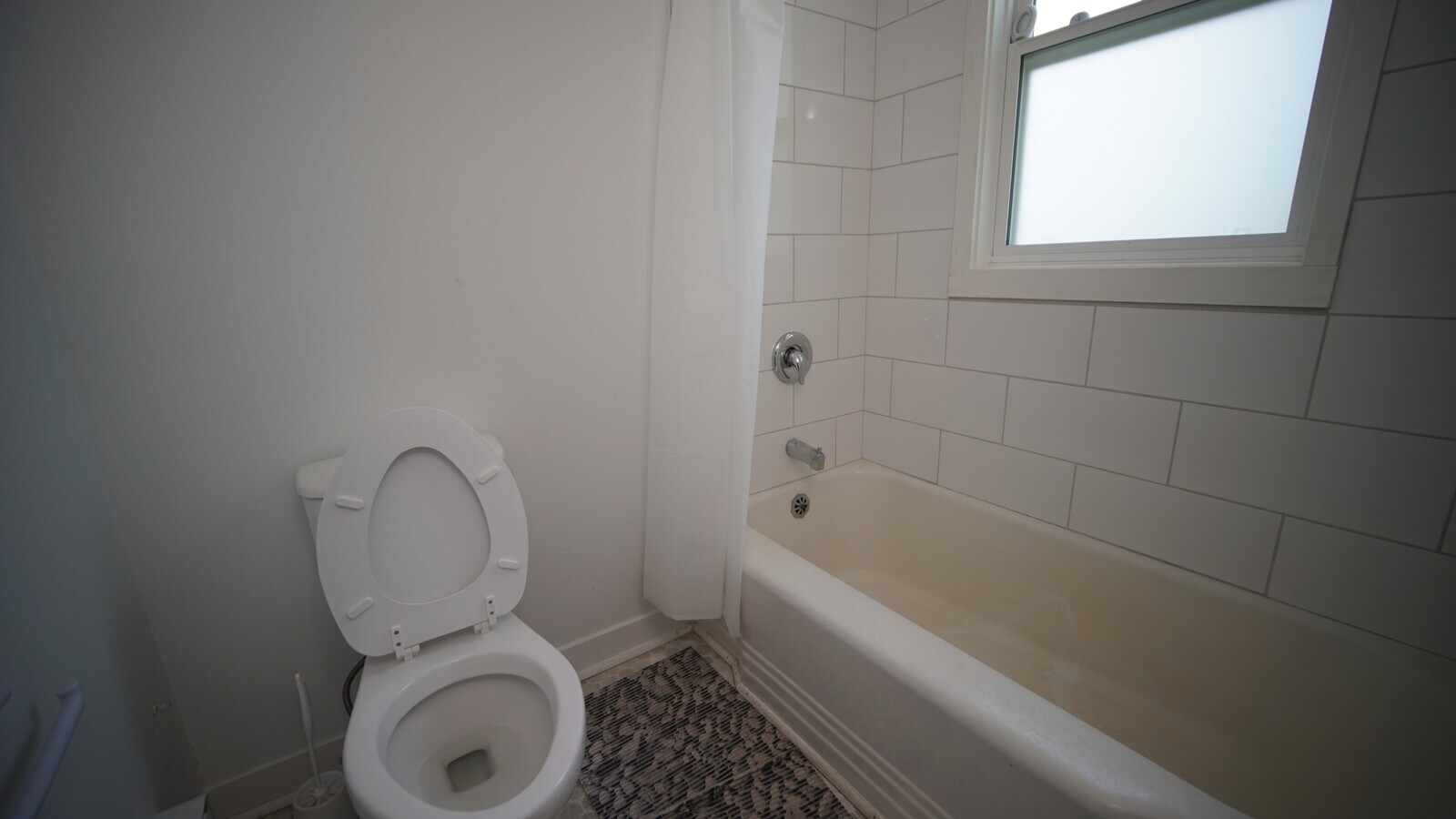 Photo - 52 Grenfell Ave