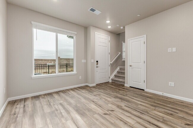 Photo - Castle pines 3 bed / 3 bath townhome for rent