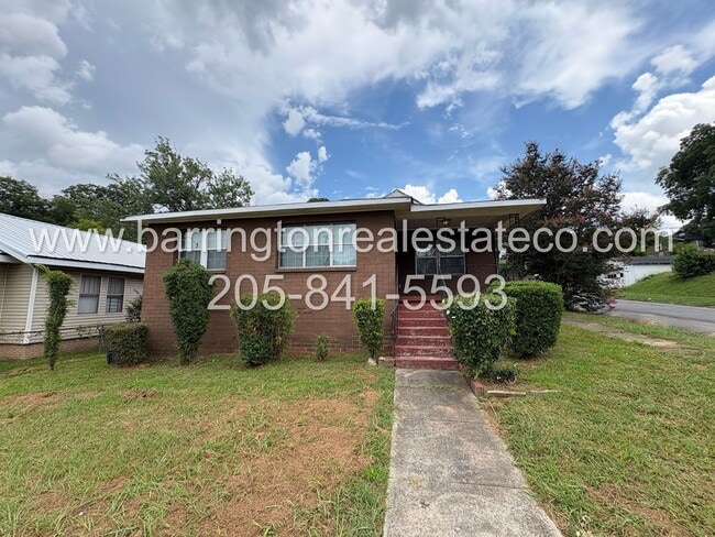 Building Photo - 901 Pike Rd