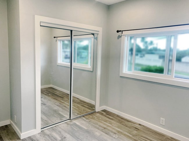 Photo - 860 Halula Pl