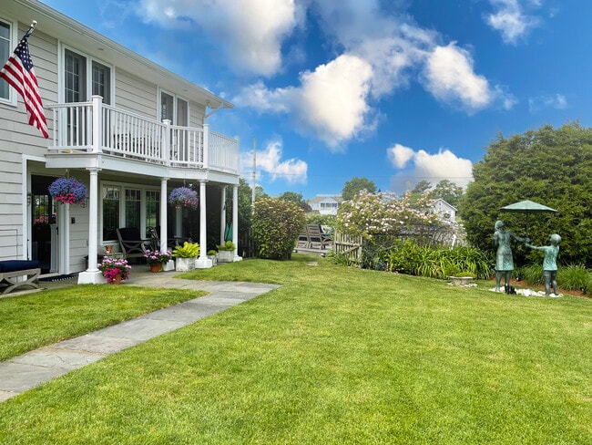 Photo - 4 Spriteview Ave