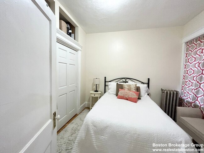 Photo - 39 Hemenway St Unidad 2