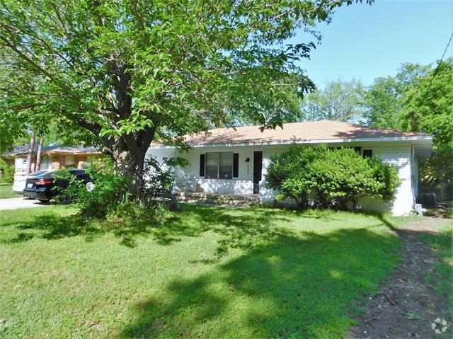 Building Photo - 3306 Avon Dr Rental