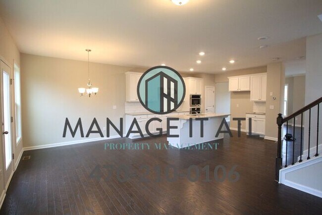 Photo - A gorgeous townhouse in the Suwanee Walk n...