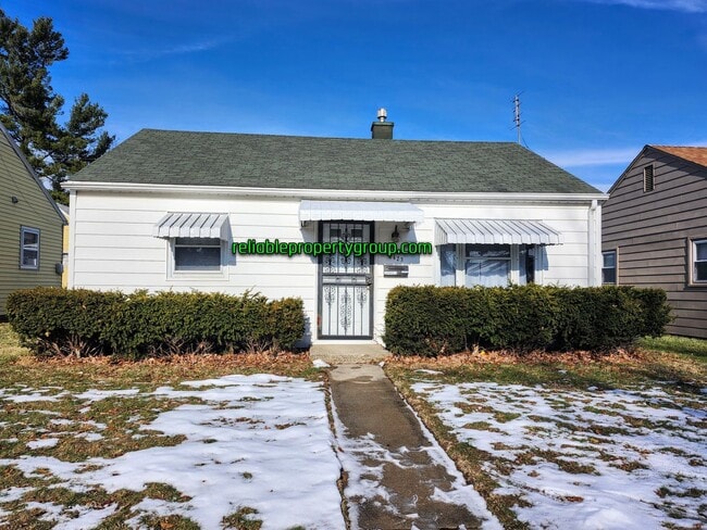 Building Photo - New Listing - Fort Wayne