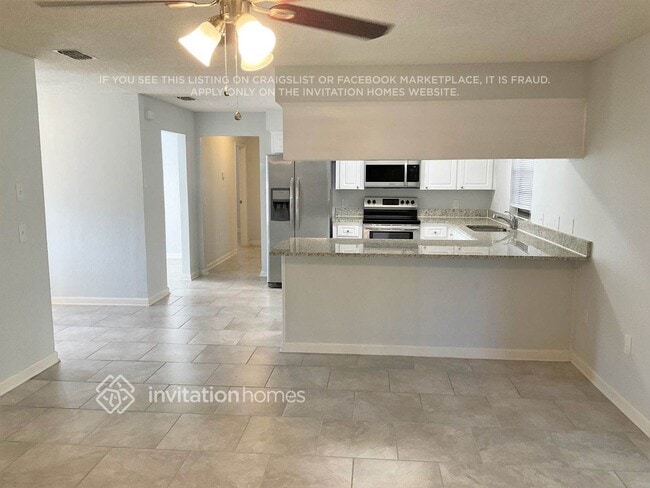 Photo - 810 Sandalwood Dr