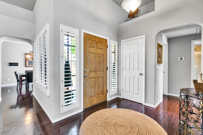 Photo - 8889 E Meadow Hill Dr