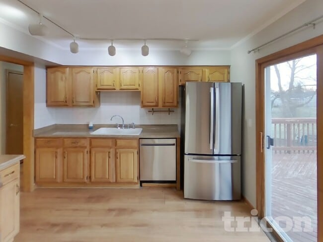 Photo - 1045 Brush Hill Ln