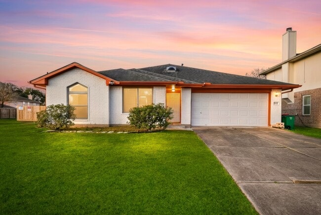 Building Photo - 1530 Hunter Green Ln