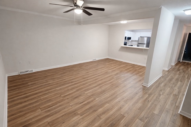 Photo - 24 Shockley St