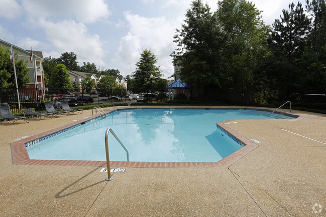 Piscina - Laurels at Greenwood