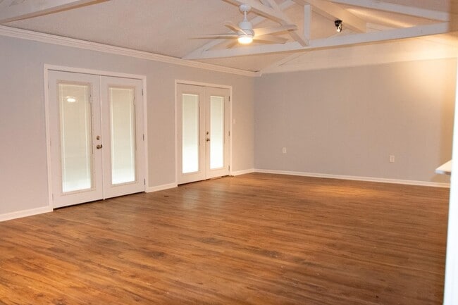 Photo - 3306 Timberlane Cir