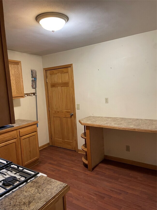 Photo - 310 Boswell Hill Rd