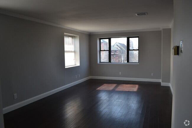 Building Photo - 30 Decatur St Unit 6 Rental