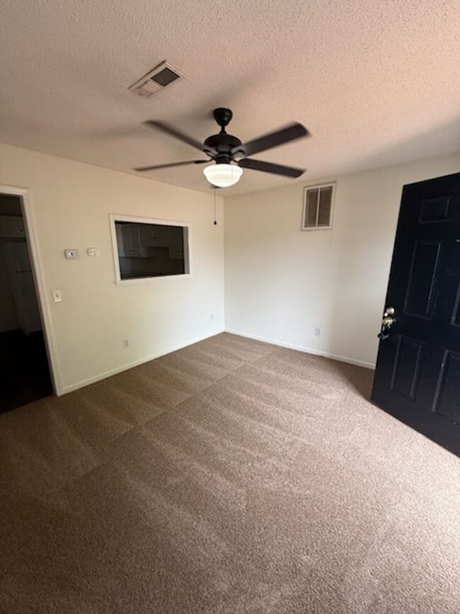 Photo - 120 W Presnell St Unit C 120PR1