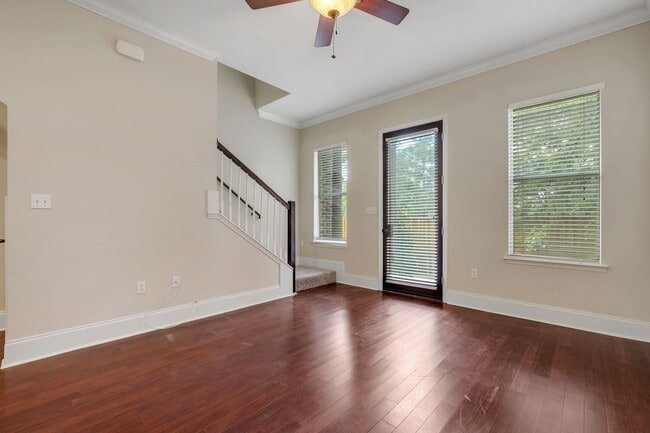 Photo - 380 E Bradford Rd