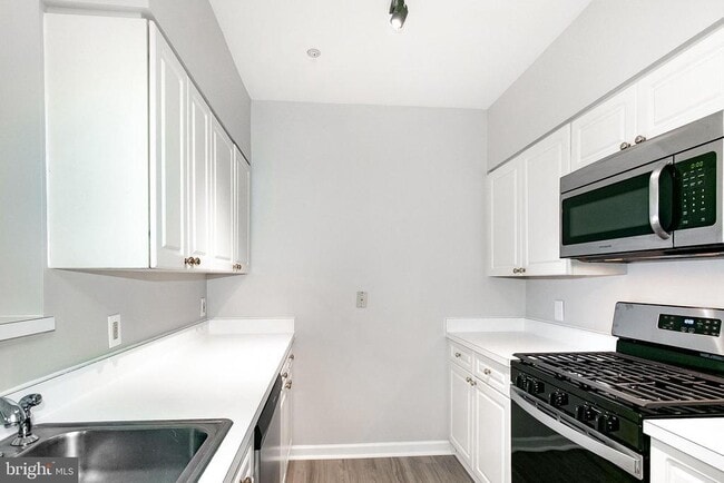 Photo - 2204 Westcourt Ln Unit 306
