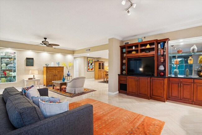 Photo - 4112 W Palm Aire Dr Unit 124A