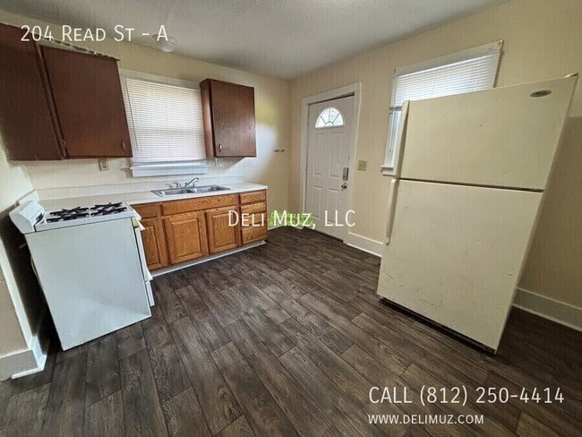 Photo - 204 Read St Unit A