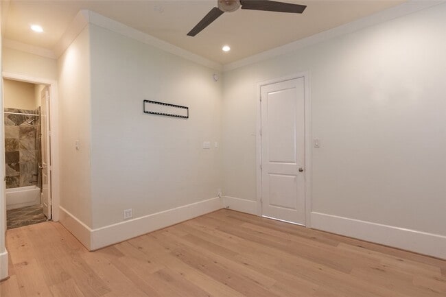 Photo - 5505 Rose St