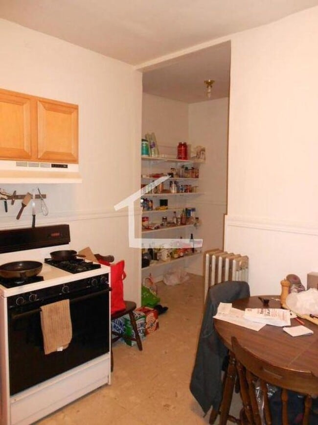Photo - ALLSTON 3 BED RIGHT BY B.U. FOR 9/1