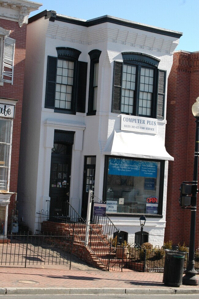 Photo - 1621 Wisconsin Ave NW Unit B