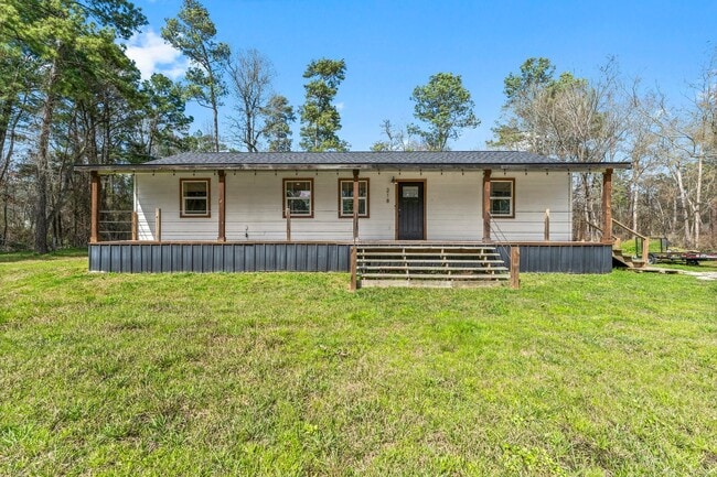 Building Photo - 218 Hall Dr S