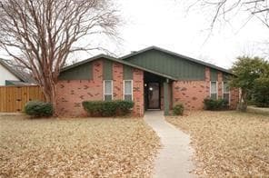 Building Photo - 2912 Charter Oak Dr Rental