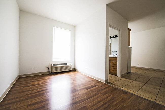 Photo - 4114 W Washington Blvd Chicago, IL 60624