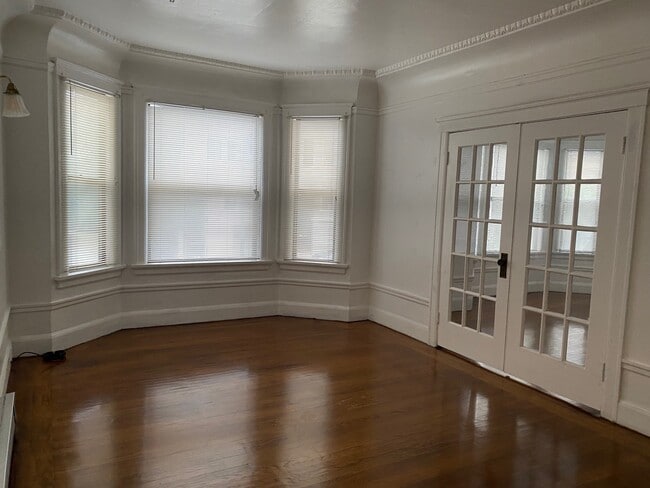 Photo - 4829 California St Unit 4829