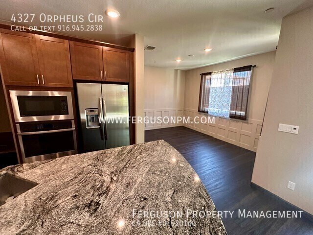 4327 Orpheus Cir
