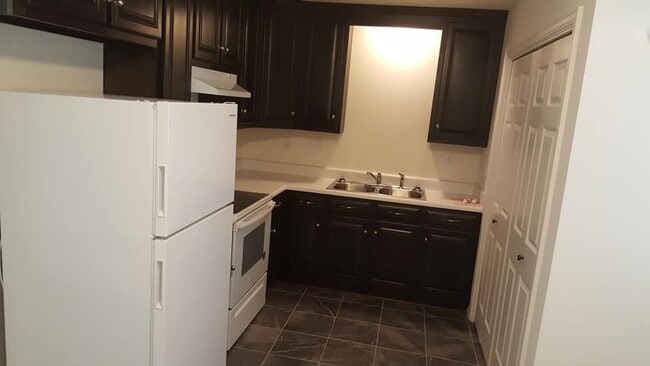 Photo - 12747 Westbrook Dr Unit Westbrook B