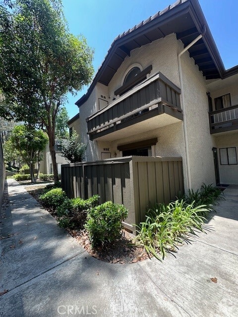 Building Photo - 22719 Lakeway Dr Unit 402 Rental