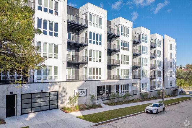 Photo - Elevation 1659