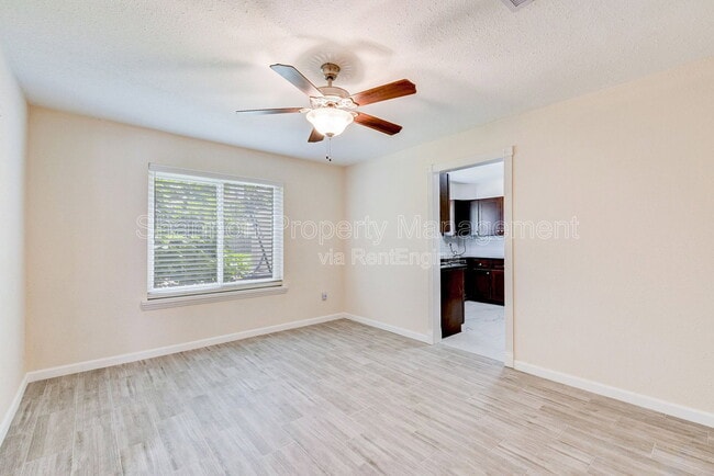 Photo - 10526 Huntington Way Dr