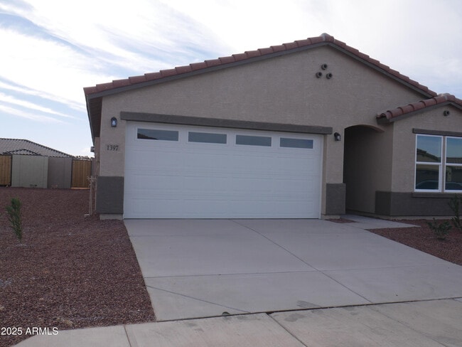 Building Photo - 1397 E Peggy Dr