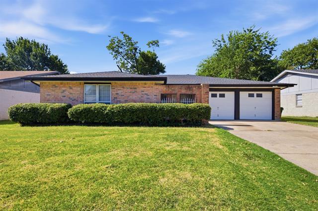 Building Photo - 512 Sussex Dr