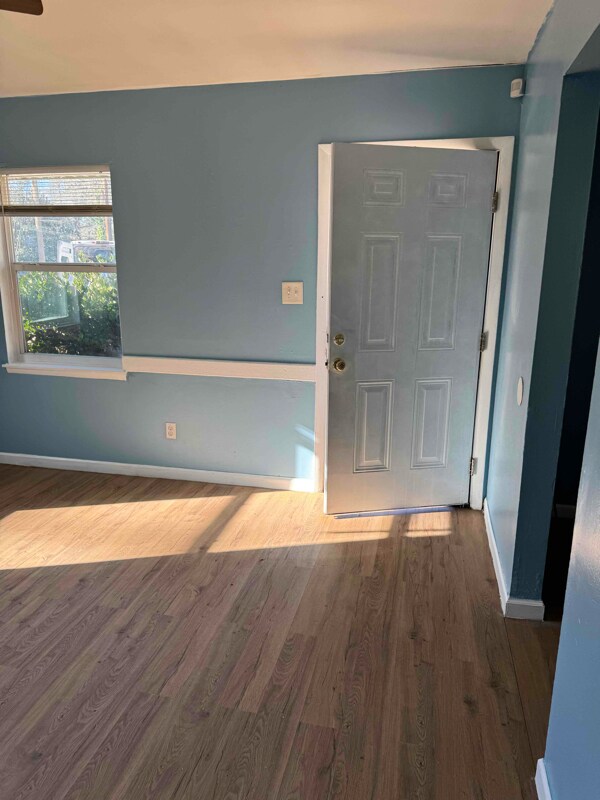 Photo - 1240 Redding Rd