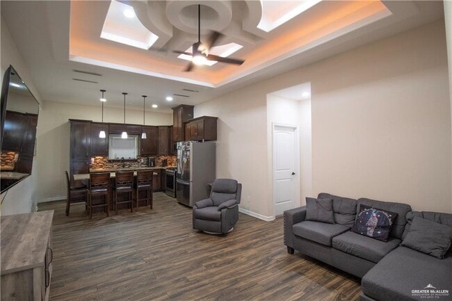 Photo - 16 E Imperial Oaks Dr