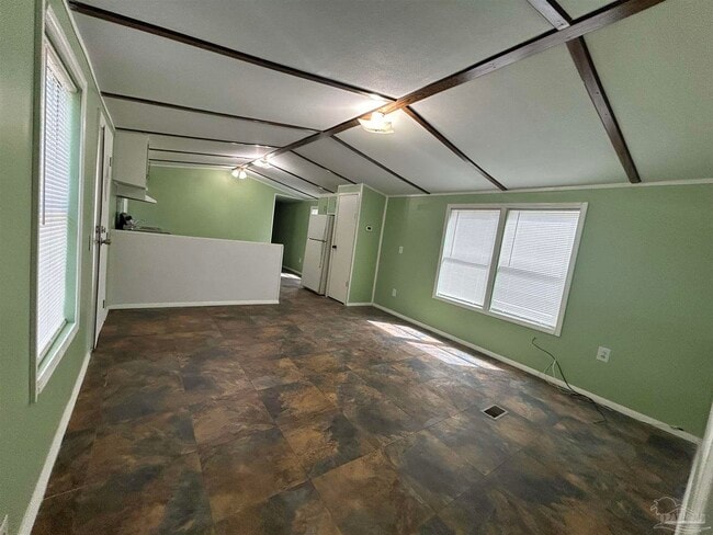 Photo - 6453 Hunter St