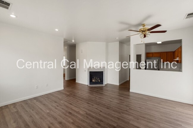 3721 Pine Meadow Dr Unidad D