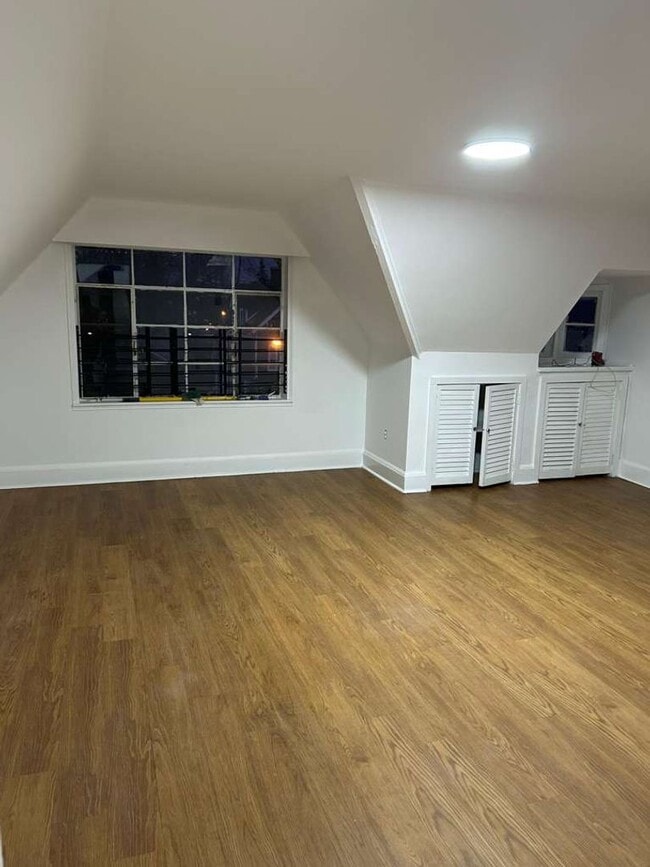 Building Photo - 818-824 Madison Ave Unit Apt 4