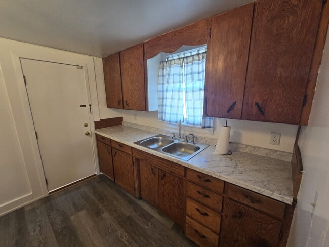 Photo - 316 N Walnut St