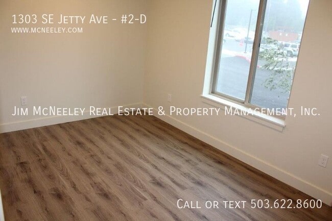 Photo - 1303 SE Jetty Ave Unit #2-D