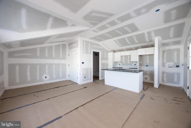 Photo - 453 E Franklin St Unit EFF