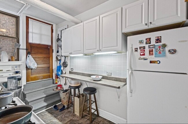 Photo - 6835 N Wolcott Ave Unit Garden