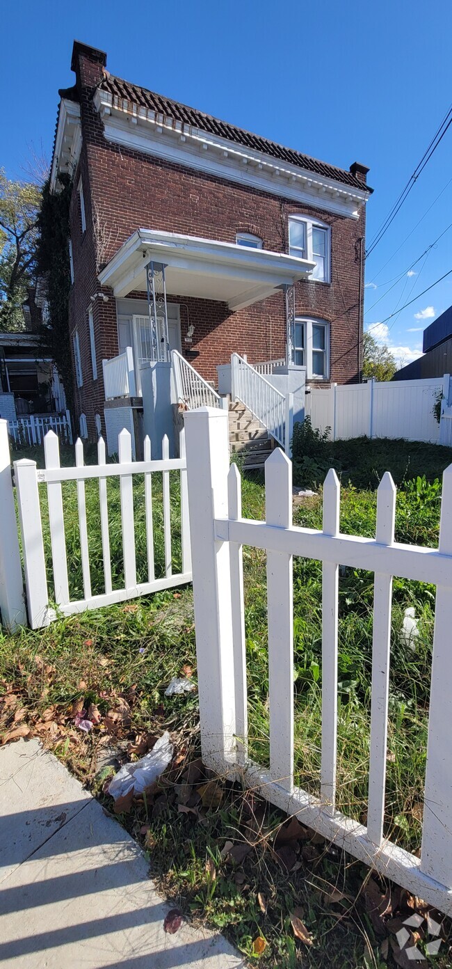 Building Photo - 5032 Palmer Ave Rental