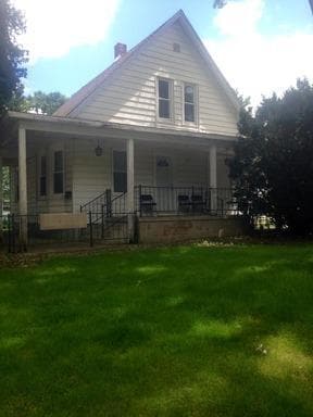 Photo - 313 Stanage Ave